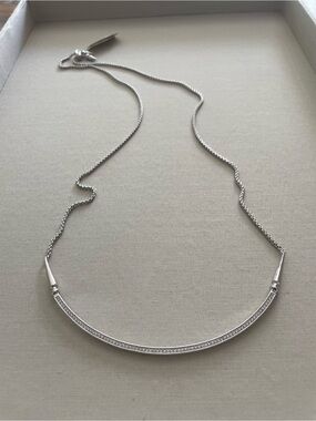 Kendra Scott Curved Bar Necklace